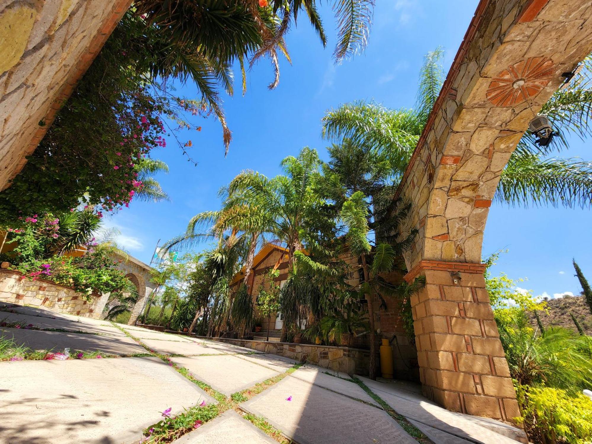 Quinta Las Bugambilias Hotell Tecozautla Exteriör bild